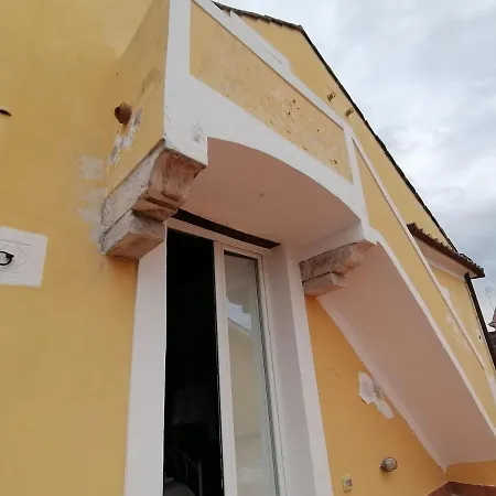 Palazzo Lanza Bed and Breakfast