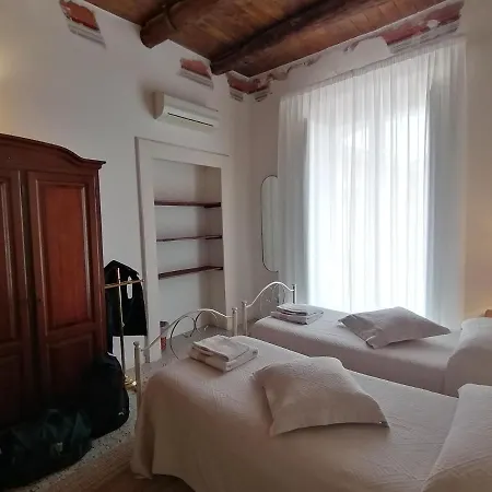 Bed & Breakfast Palazzo Lanza