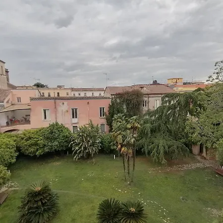 Palazzo Lanza Alojamento de Acomodação e Pequeno-almoço Capua