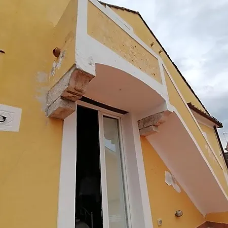 Palazzo Lanza Bed and Breakfast