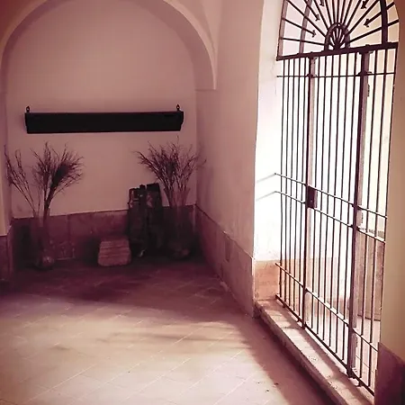 Palazzo Lanza ベッド・アンド・ブレックファスト カプア