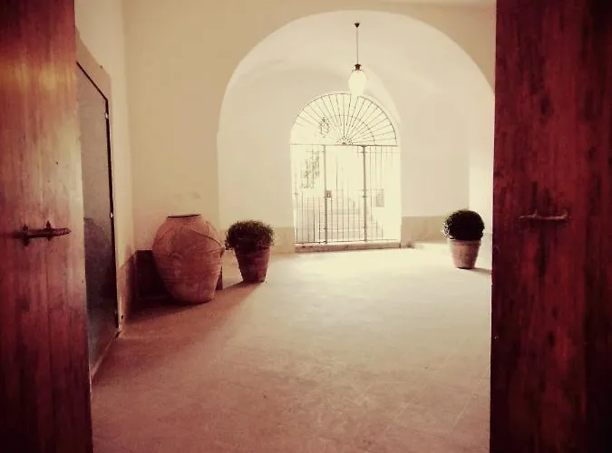 Alojamento de Acomodação e Pequeno-almoço Palazzo Lanza 3*