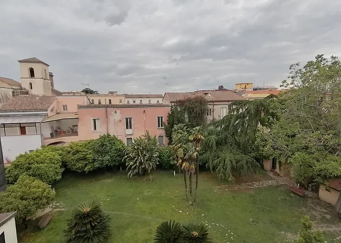 Palazzo Lanza Alojamento de Acomodação e Pequeno-almoço Capua
